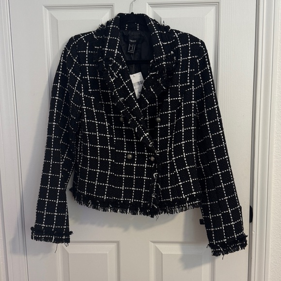 Tweed Chanel looking jacket for 1/3 the price - Picture 7 of 12
